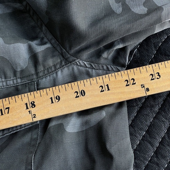 Rails Jacket Womens Medium Collins Camo Military Embroidered Rose Utility - Picture 12 of 14